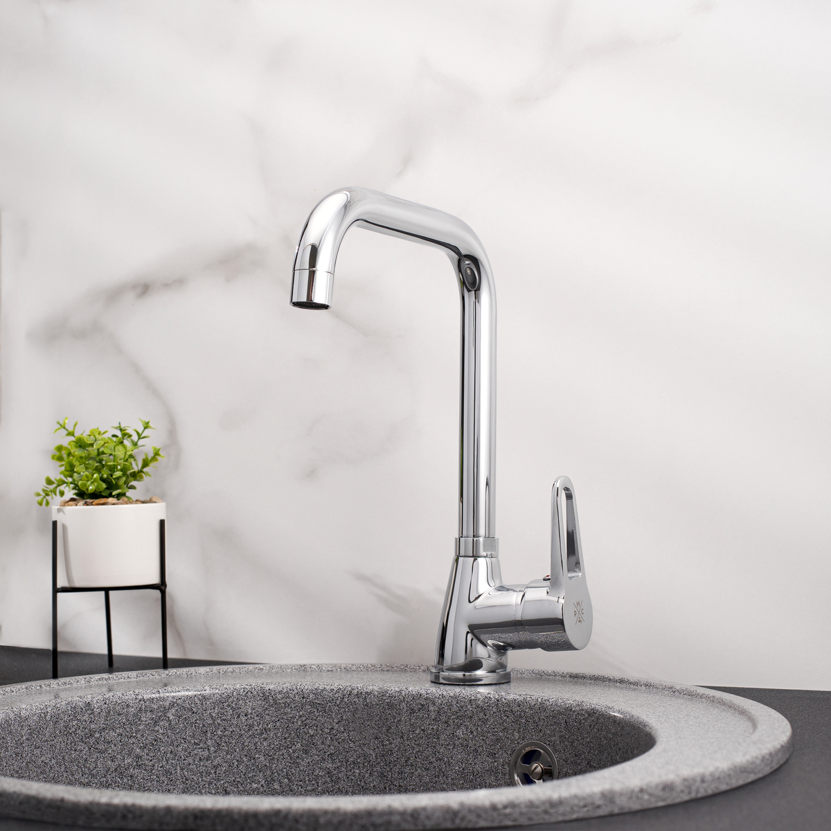 zm19gyi7se5zsq7my1pe037d1t406n1m