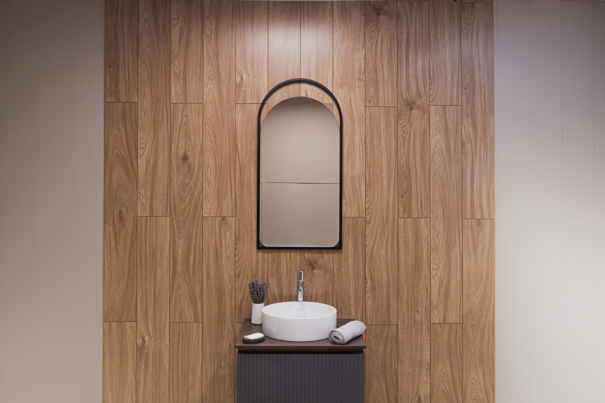 844e3706-65f9-47c1-b2cd-a926d63717481U1A4411